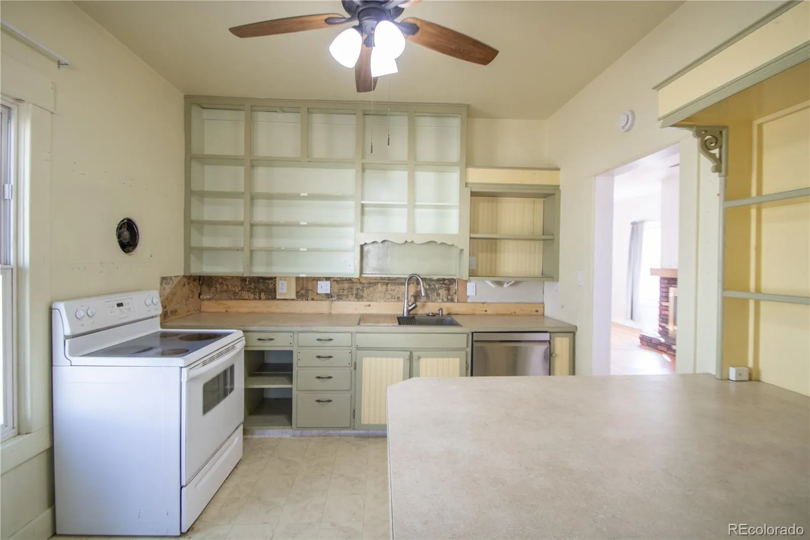 Fort Morgan, Colorado 80701, United States, 2 Bedrooms Bedrooms, ,2 BathroomsBathrooms,Residential,Coming Soon,94269