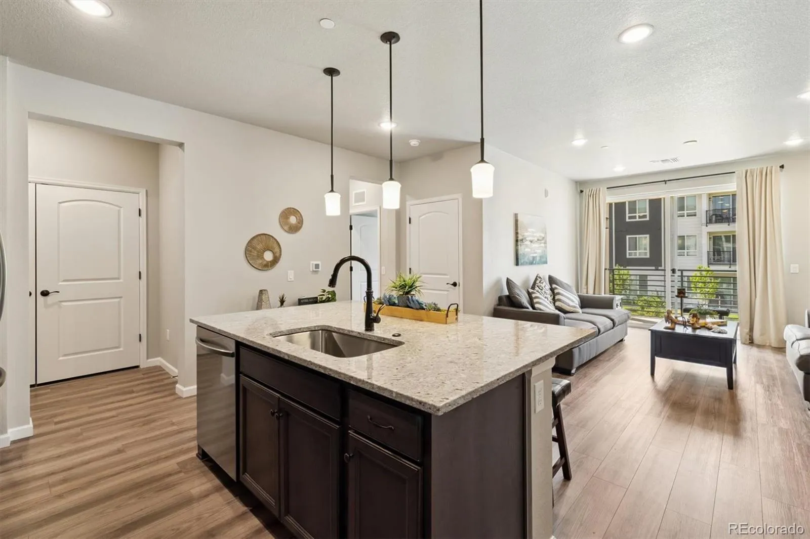 Denver, Colorado 80249, United States, 2 Bedrooms Bedrooms, ,2 BathroomsBathrooms,Residential,Active,178957