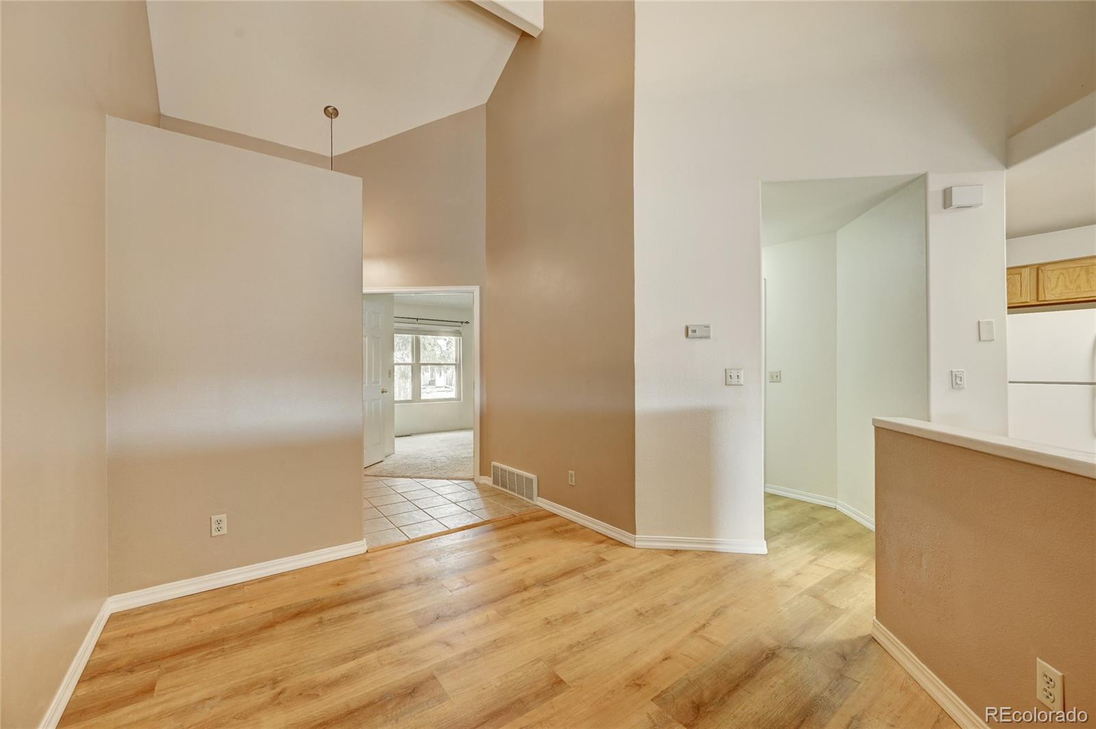 Photo 10 of 26 of 560 Autumn Crest Circle E condo