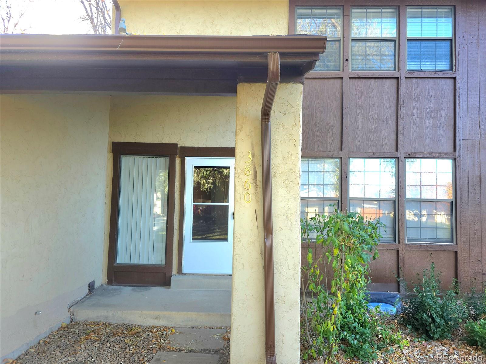 3860 S Evanston Street