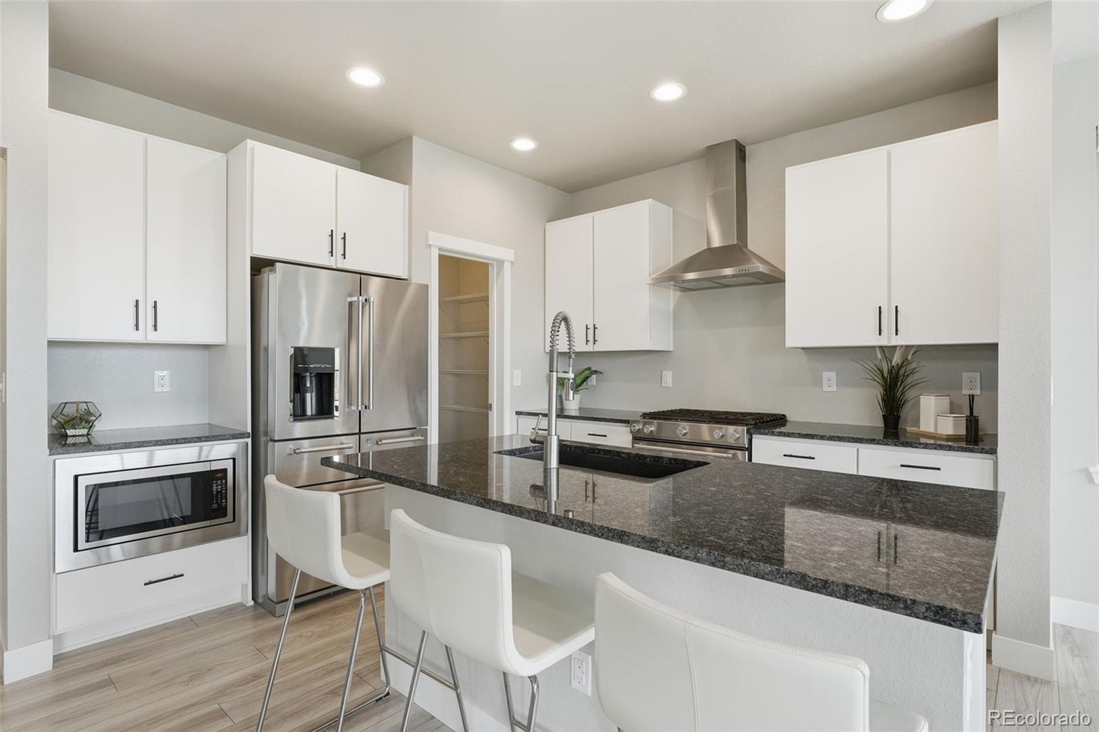 2880 W 69th Avenue