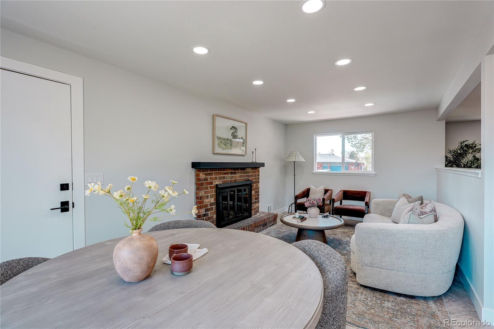 6579 S Lincoln Street