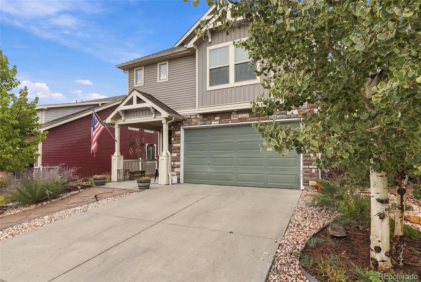 1516 Raindrop Way