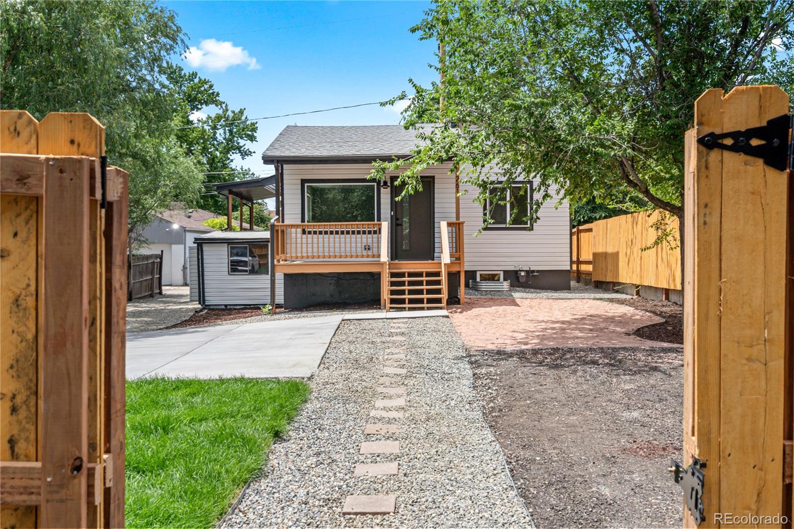 261 Knox Court
