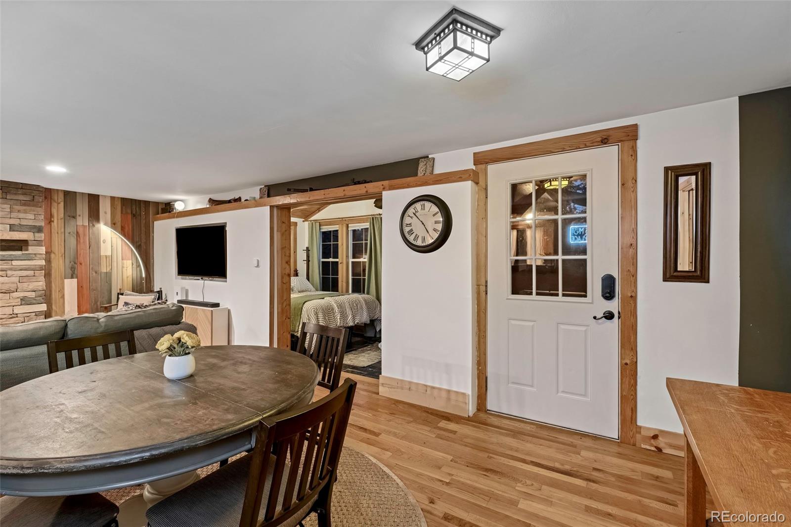 27131 Log Trail