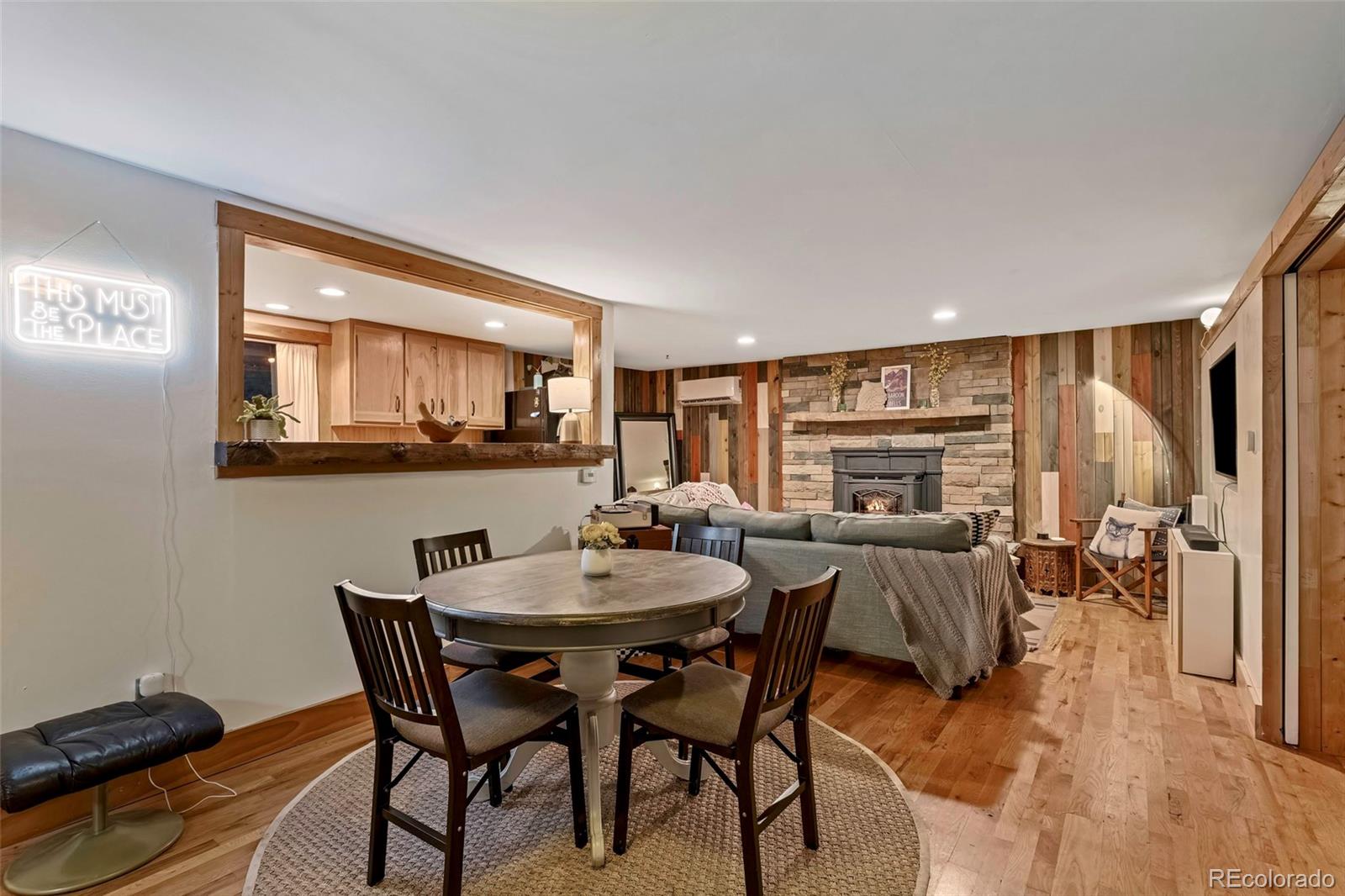 27131 Log Trail