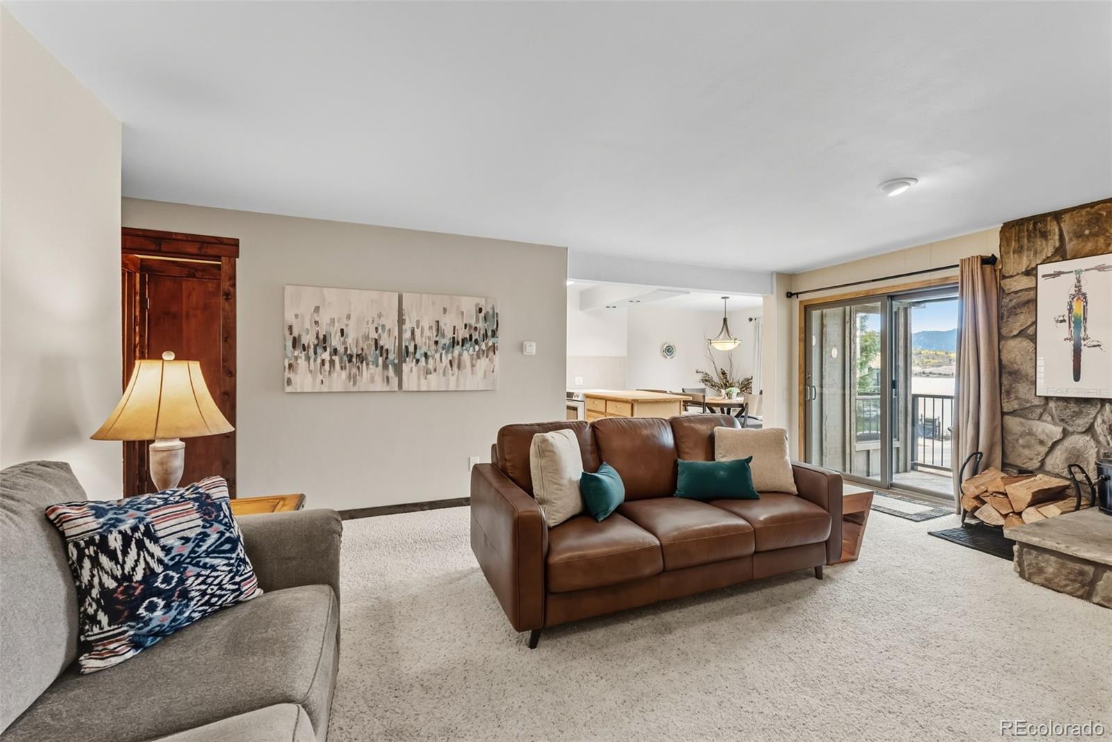 112 E La Bonte Street 202