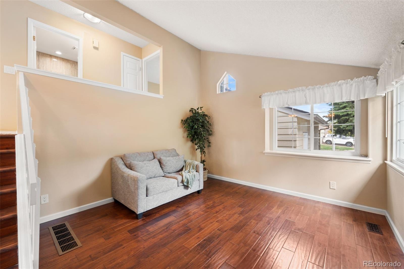 531 Arden Circle