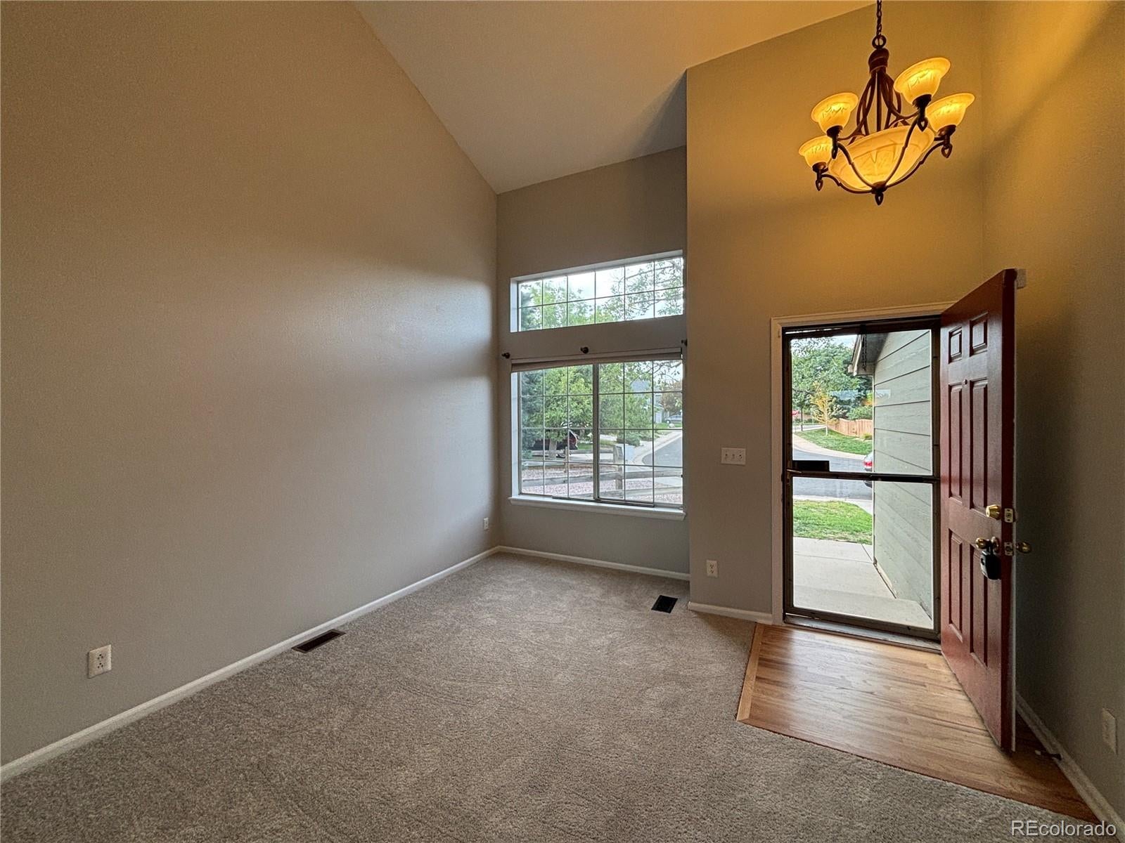 10368 Woodrose Lane