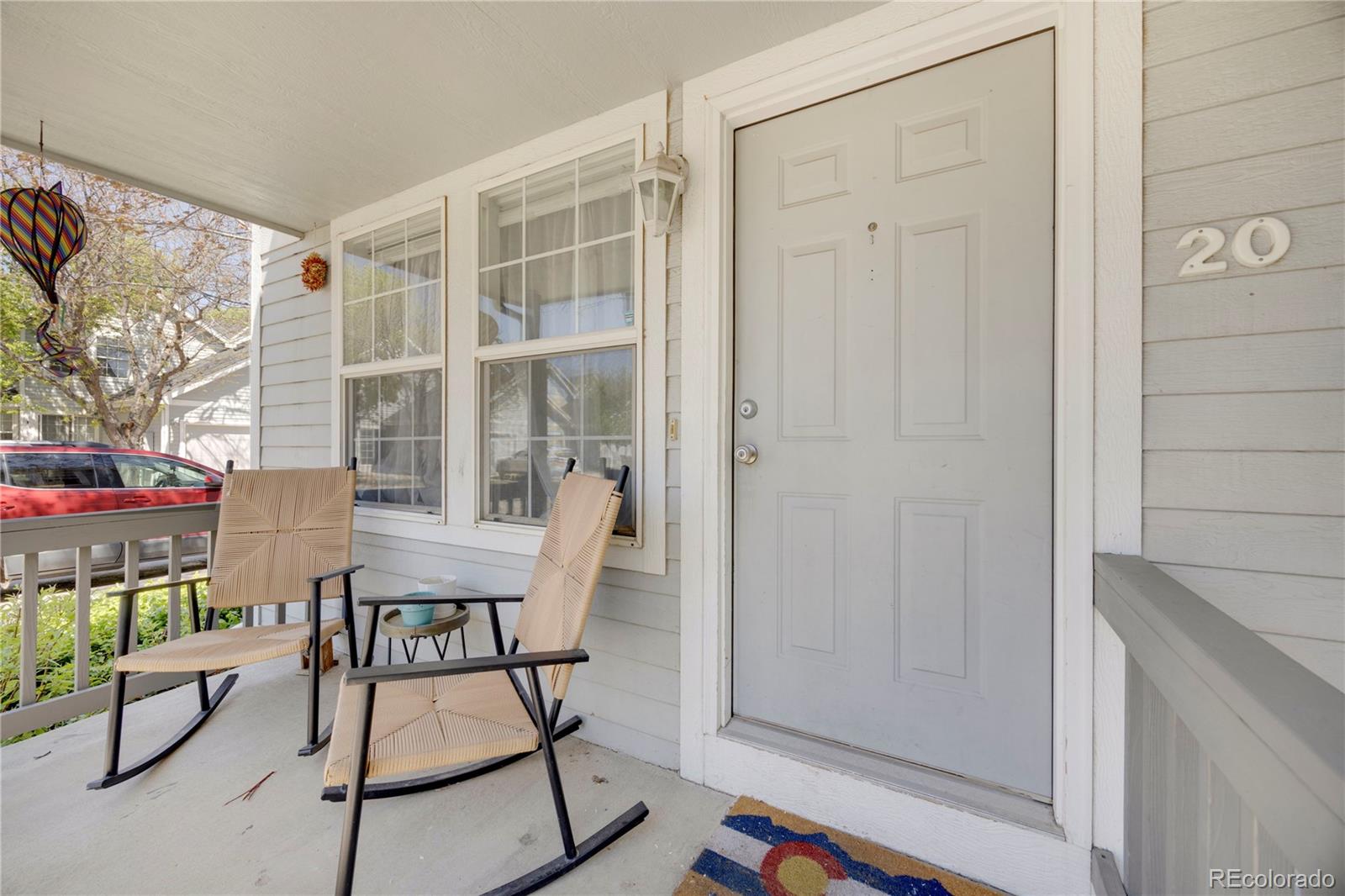 1115 W Swallow Road 20