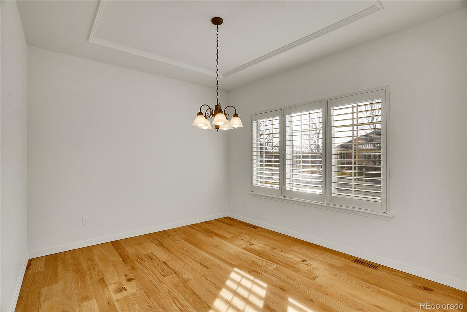 1990 Cedarwood Place