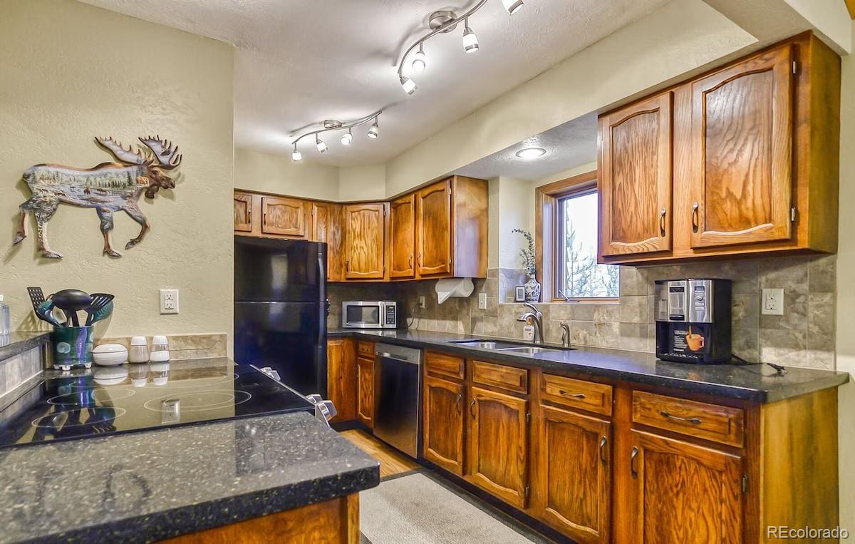 151 Telemark Drive 15