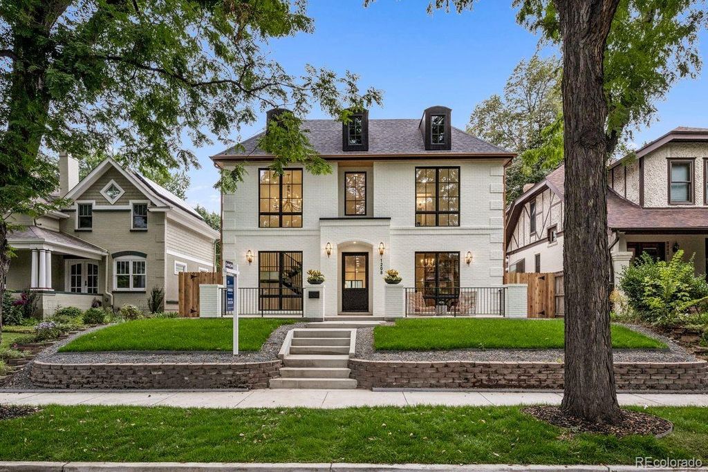 Photo of 1208 S Vine Street, Denver, CO 80210 (MLS # 9992663)