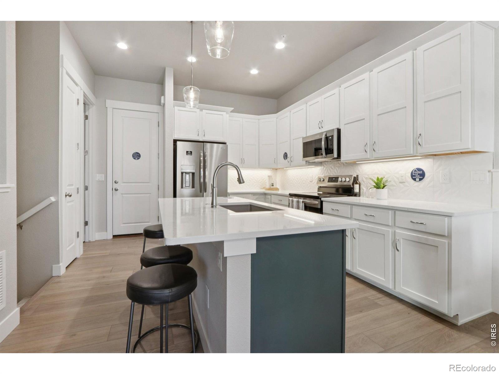 Photo 1 of 44 — 176 High Point Drive, Longmont, CO 80504