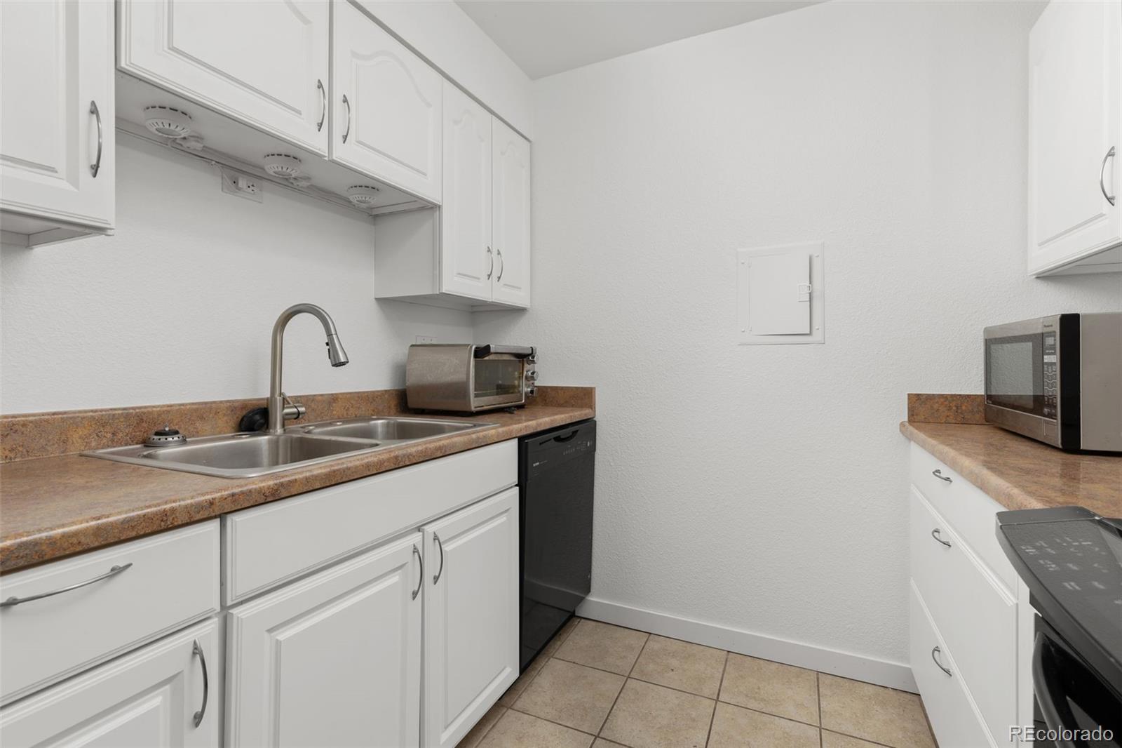 12180 Huron Street 202