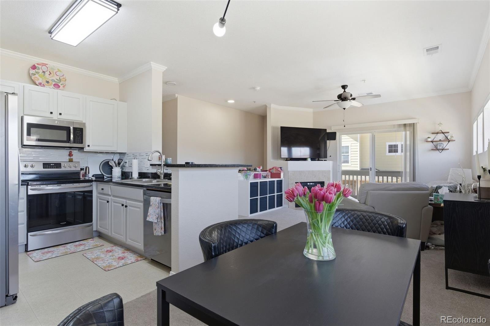 9527 Pearl Circle 204