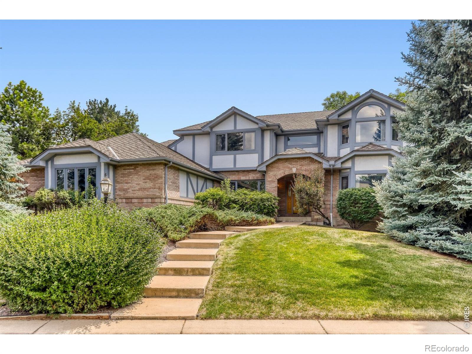 6348 Swallow Lane