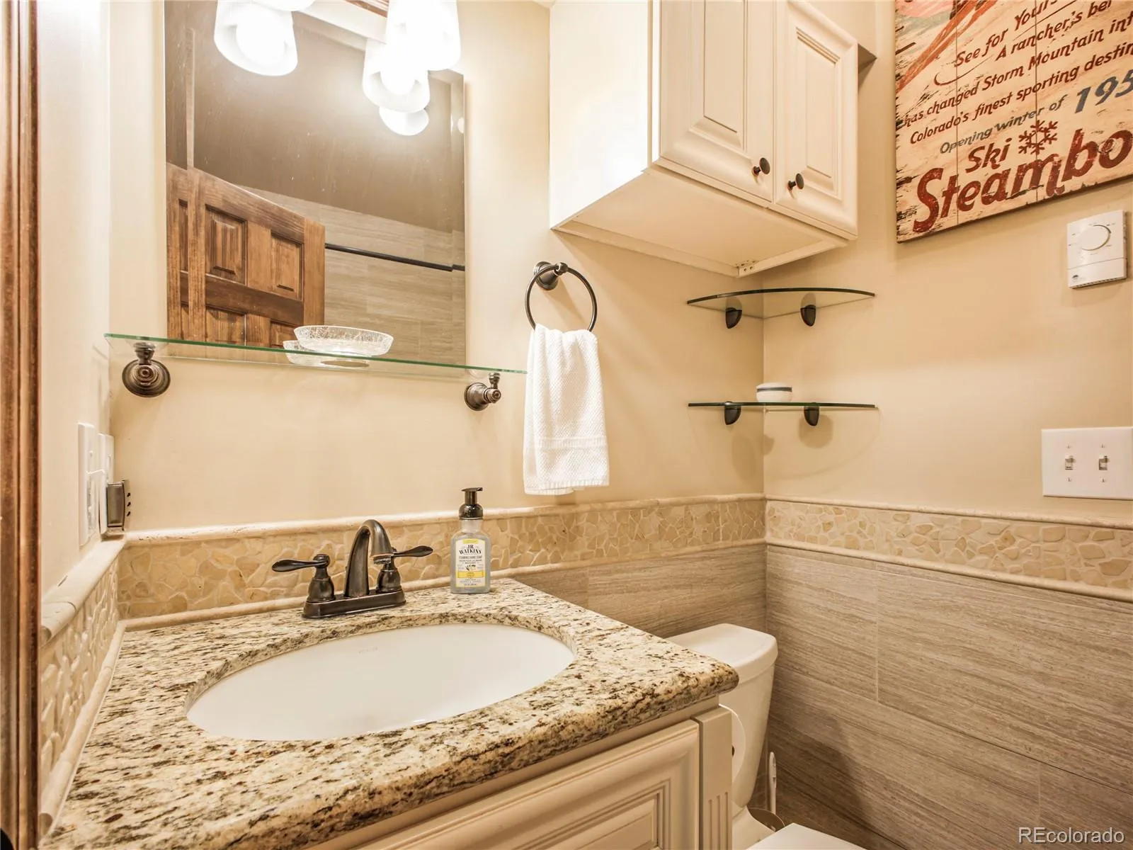 Indian Hills, Colorado 80454, United States, 2 Bedrooms Bedrooms, ,2 BathroomsBathrooms,Residential,Active,110582