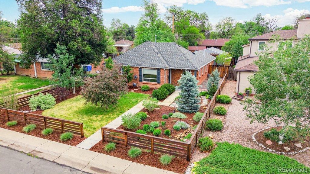 Photo of 2940 Krameria Street, Denver, CO 80207 (MLS # 7454804)