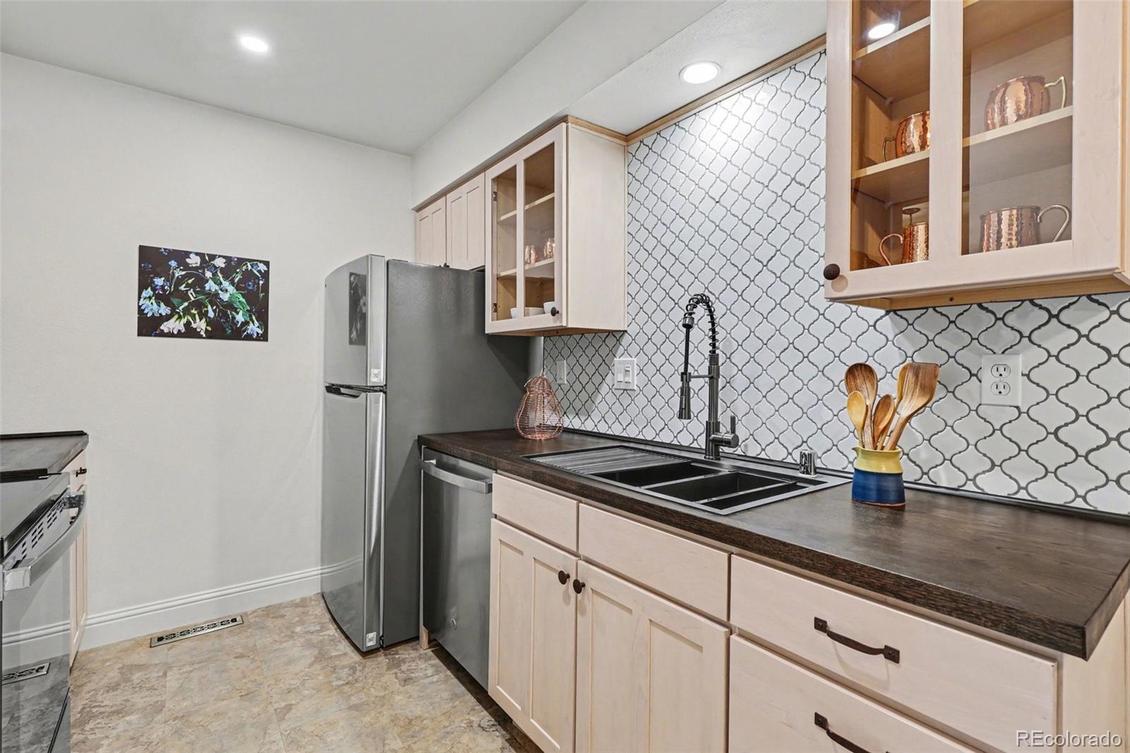 6305 W 6th Avenue D3