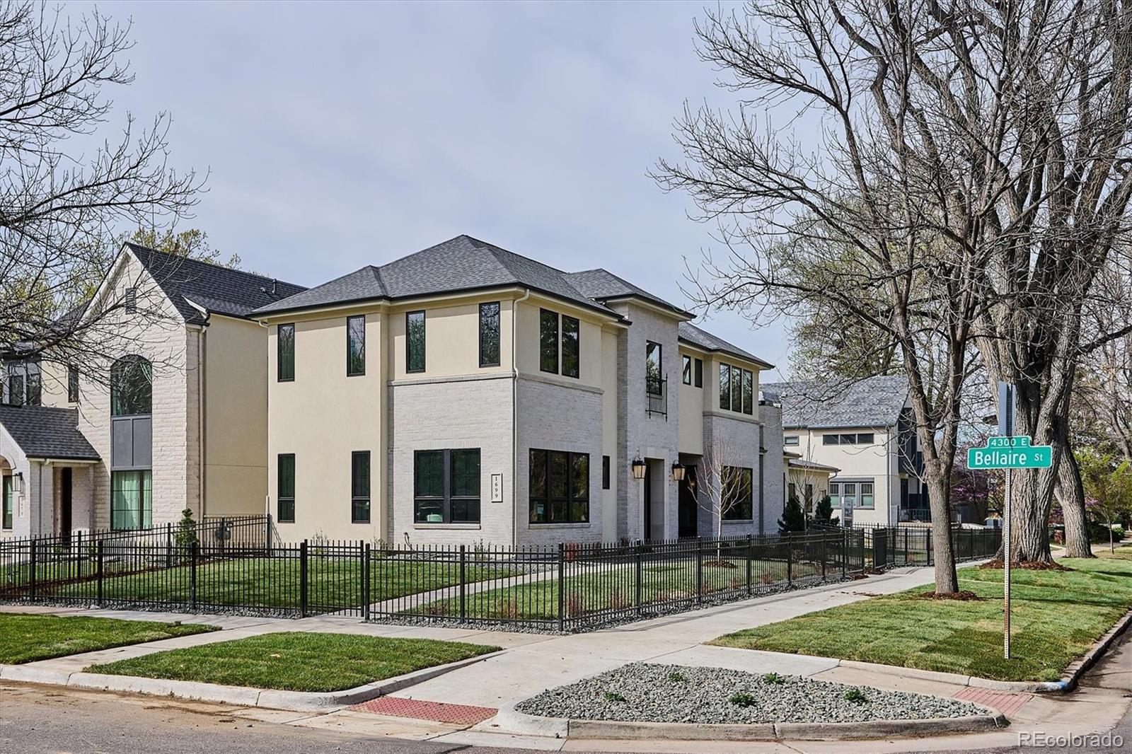 1699 Bellaire Street