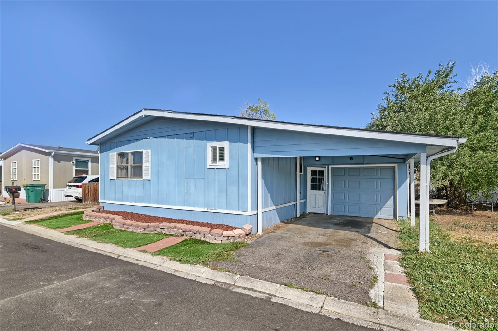 2813 Oriole Street