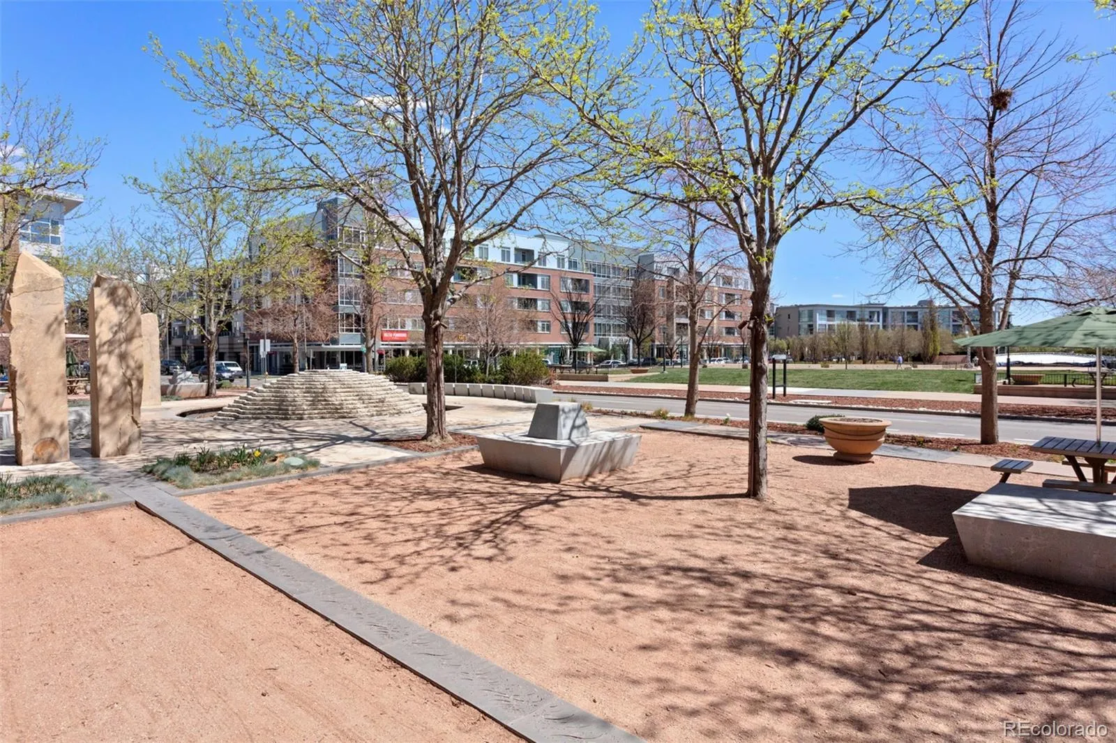 Denver, Colorado 80207, United States, 3 Bedrooms Bedrooms, ,2 BathroomsBathrooms,Residential,Active,111743