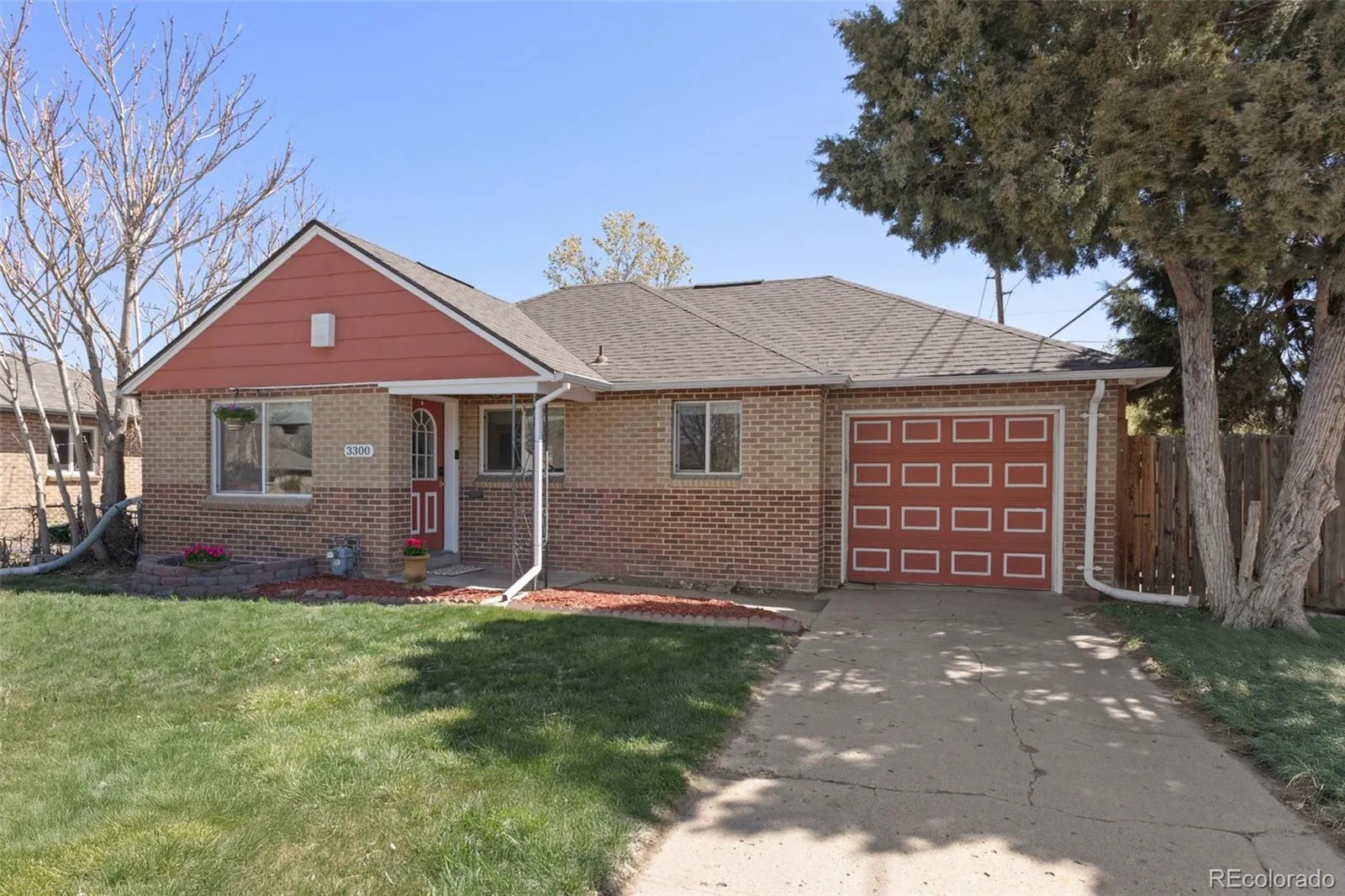 Denver, Colorado 80207, United States, 3 Bedrooms Bedrooms, ,2 BathroomsBathrooms,Residential,Active,111743