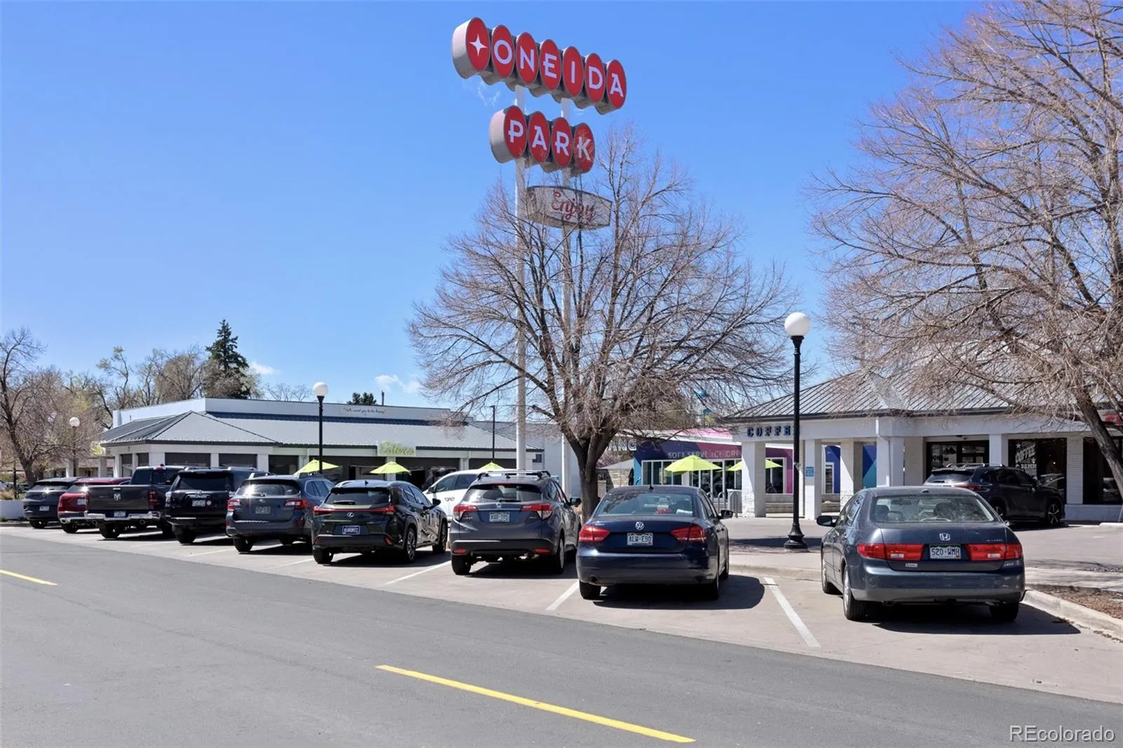 Denver, Colorado 80207, United States, 3 Bedrooms Bedrooms, ,2 BathroomsBathrooms,Residential,Active,111743