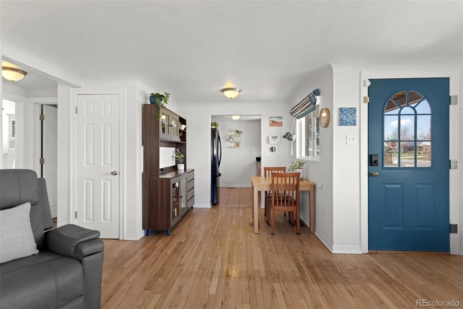 Denver, Colorado 80207, United States, 3 Bedrooms Bedrooms, ,2 BathroomsBathrooms,Residential,Active,111743