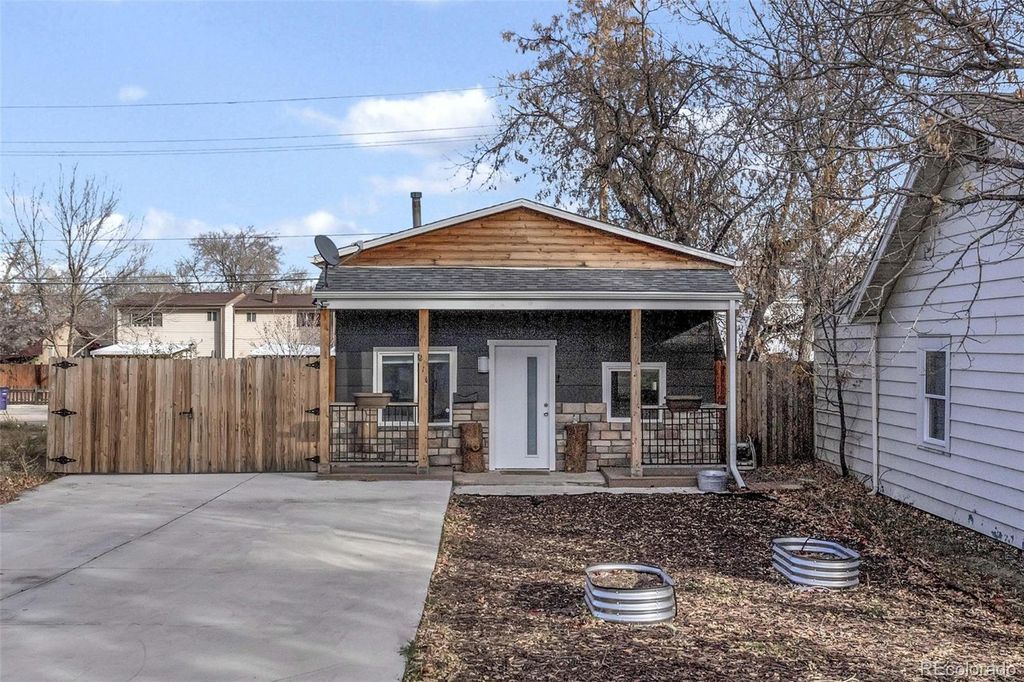 Photo of 214 N Knox Court, Denver, CO 80219 (MLS # 5582675)