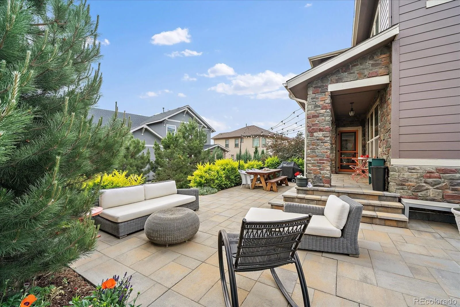 Broomfield, Colorado 80023, United States, 3 Bedrooms Bedrooms, ,3 BathroomsBathrooms,Residential,Pending,79490