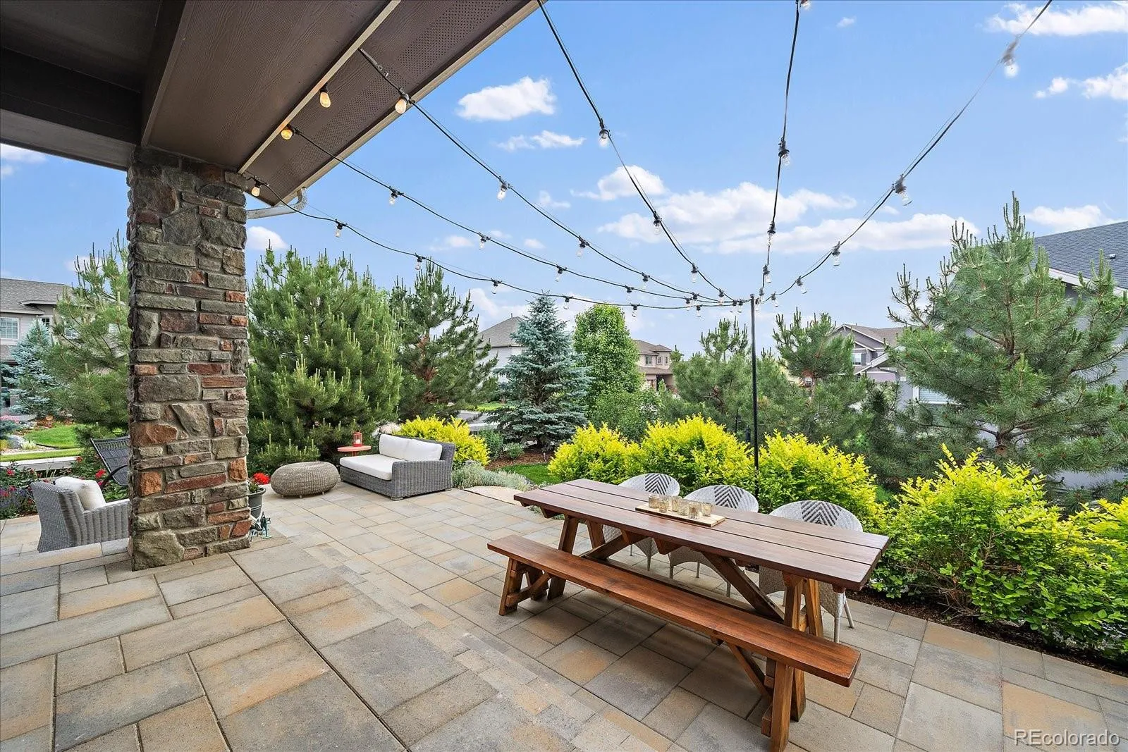 Broomfield, Colorado 80023, United States, 3 Bedrooms Bedrooms, ,3 BathroomsBathrooms,Residential,Pending,79490