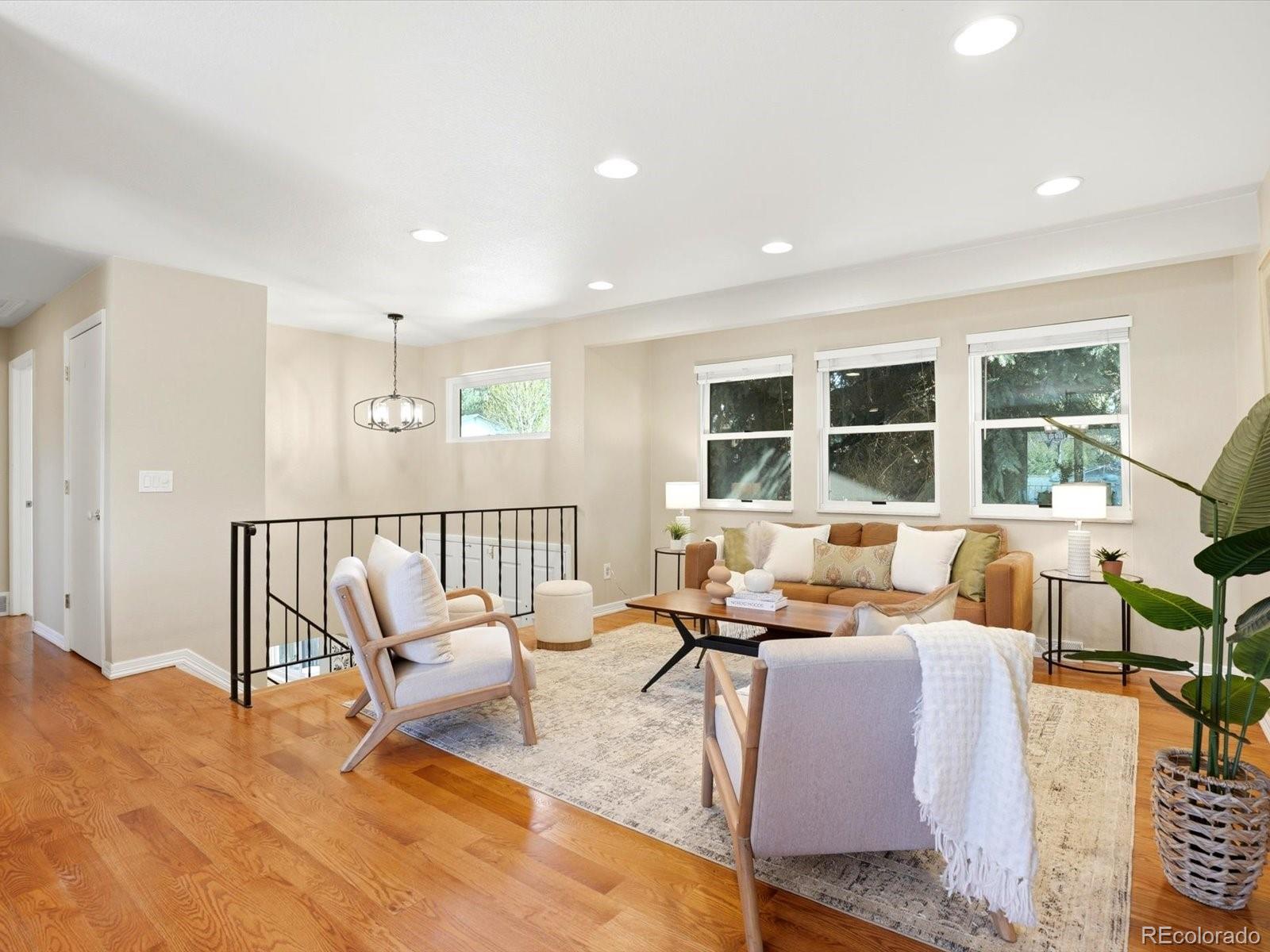 8693 E Saratoga Place