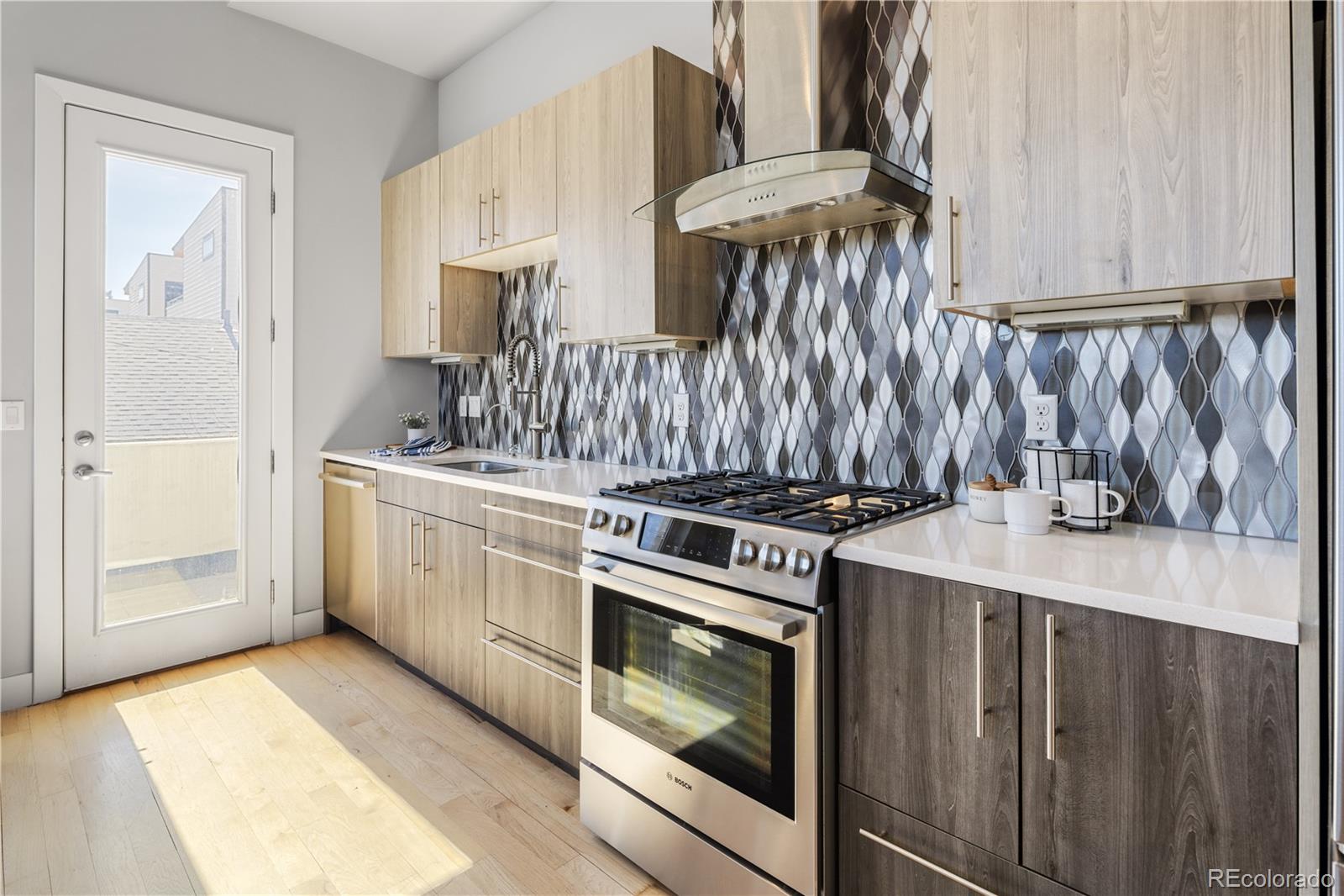 4460 Tennyson Street 7