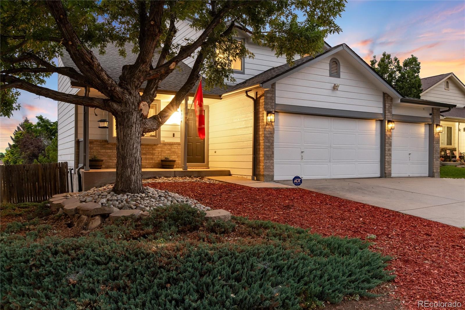 4304 S Genoa Court