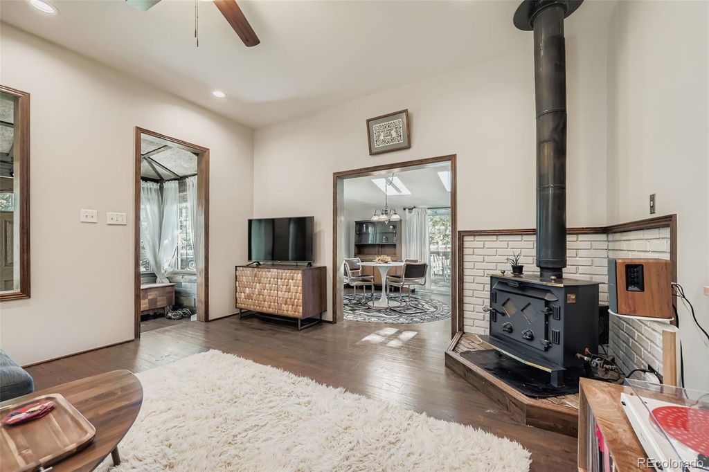 Photo of 845 Martin Street, Longmont, CO 80501 (MLS # 4790146)