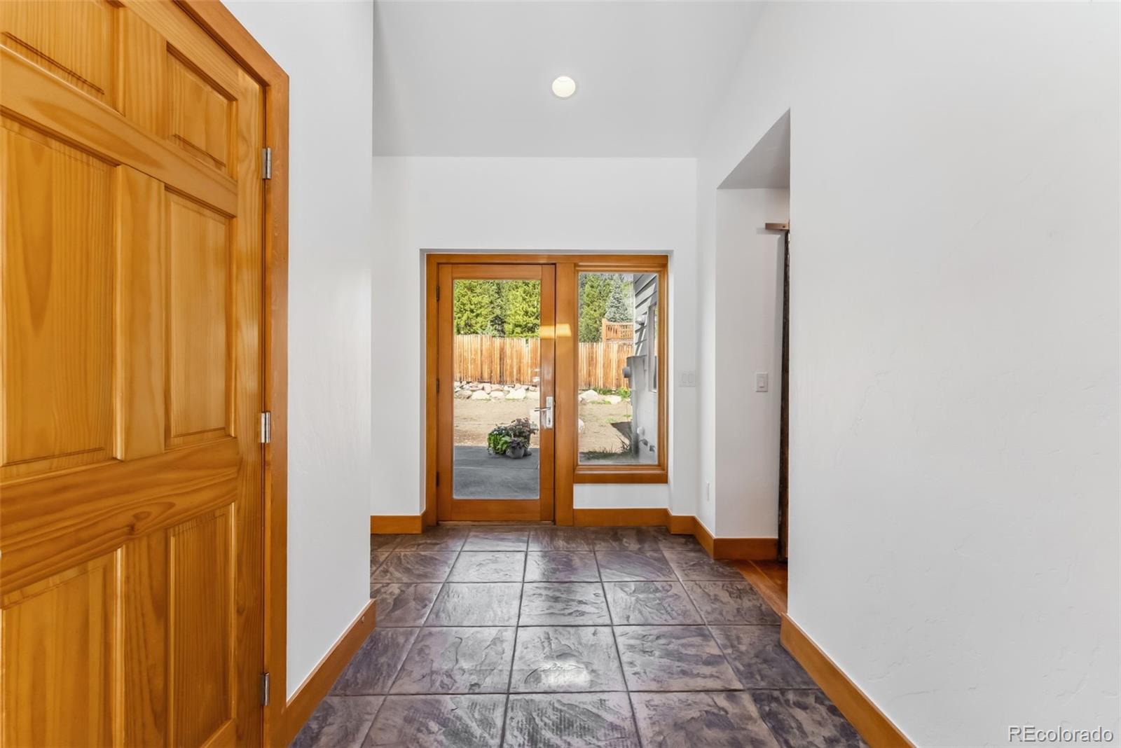 475 Vail Circle