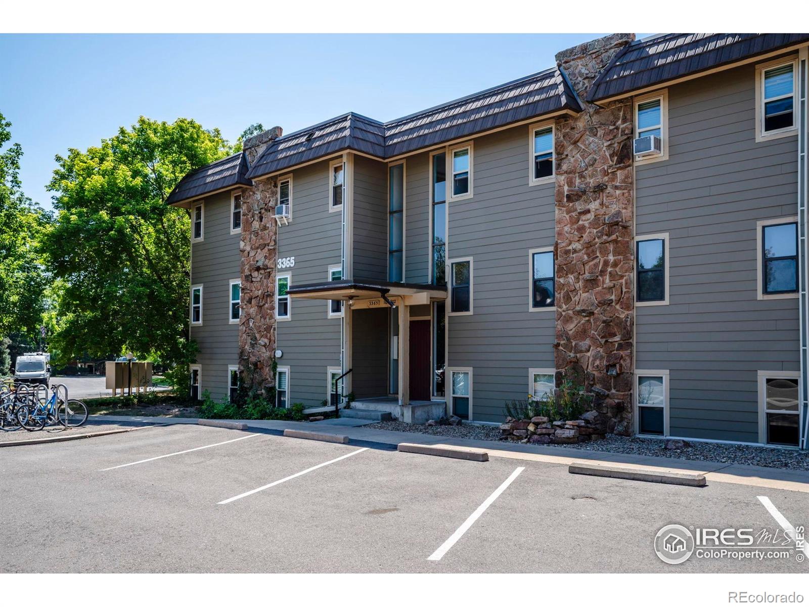 3365 Chisholm Trail 302, Boulder, CO, 80301 2 3365 Chisholm Trail 302