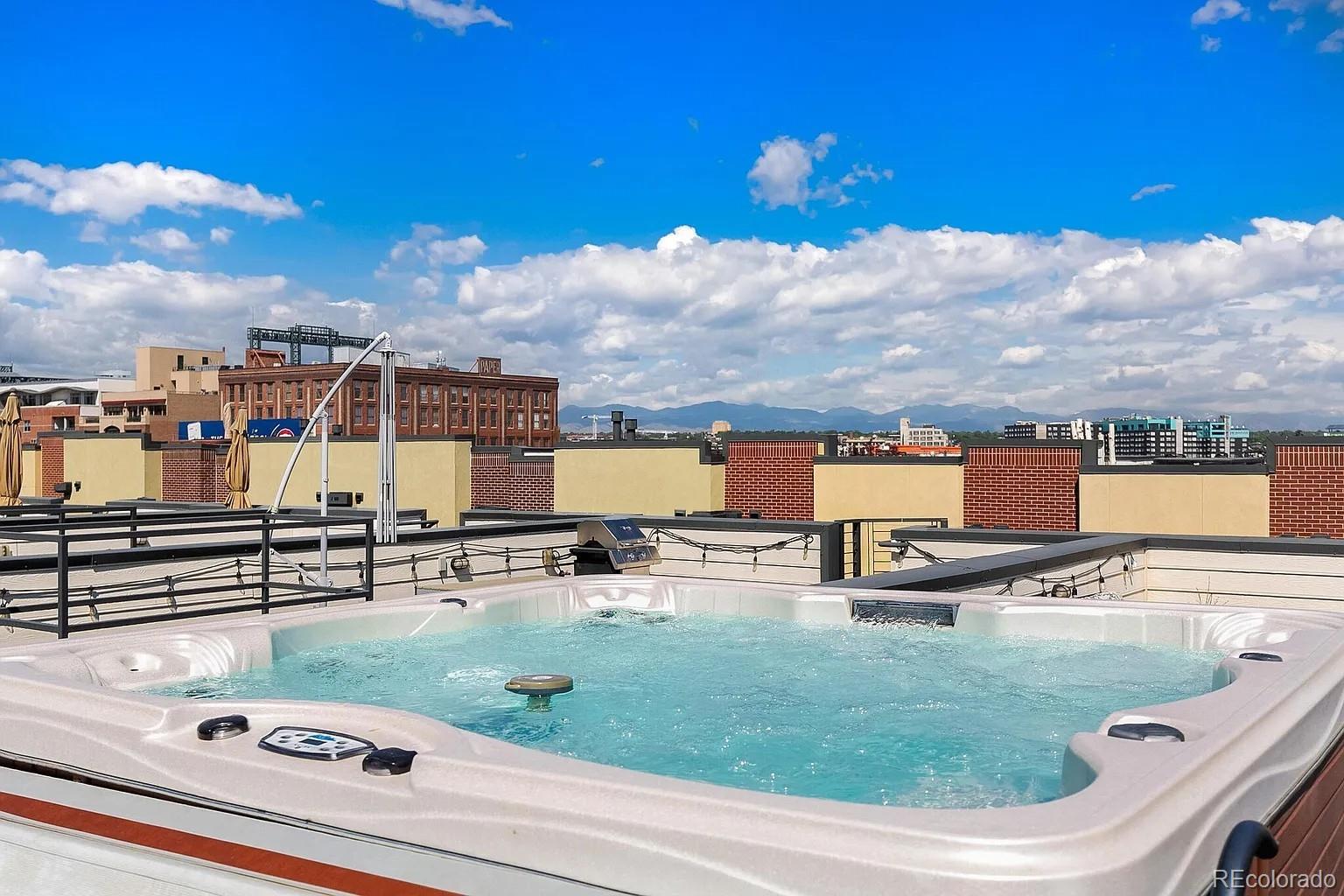 2335 Walnut Street 10