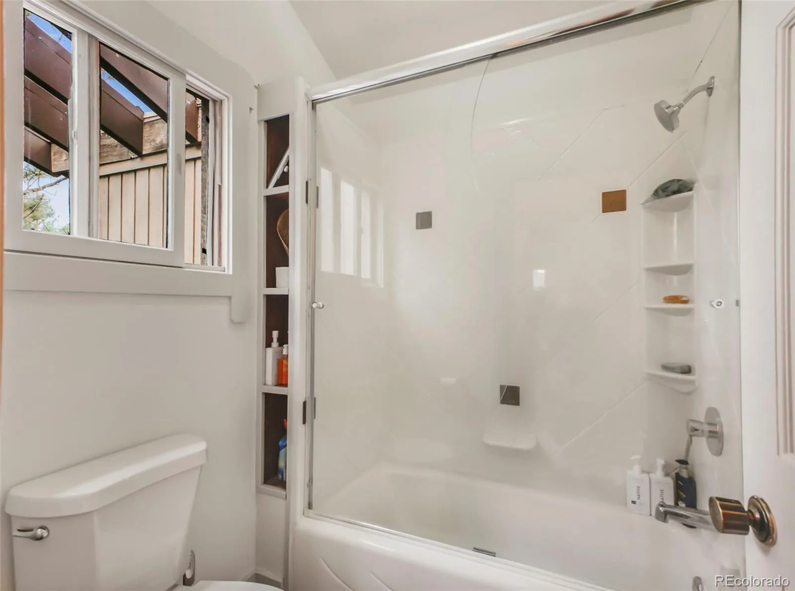 Evergreen, Colorado 80439, United States, 4 Bedrooms Bedrooms, ,4 BathroomsBathrooms,Residential,Active,123812