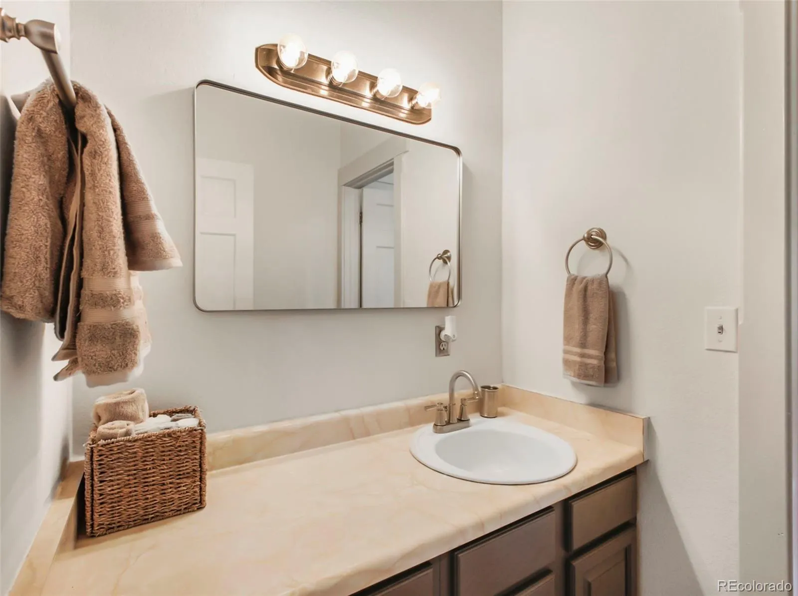 Evergreen, Colorado 80439, United States, 4 Bedrooms Bedrooms, ,4 BathroomsBathrooms,Residential,Active,123812