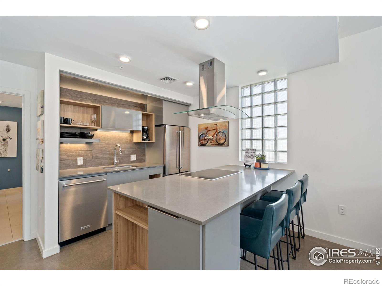 401 Linden Street 3-236