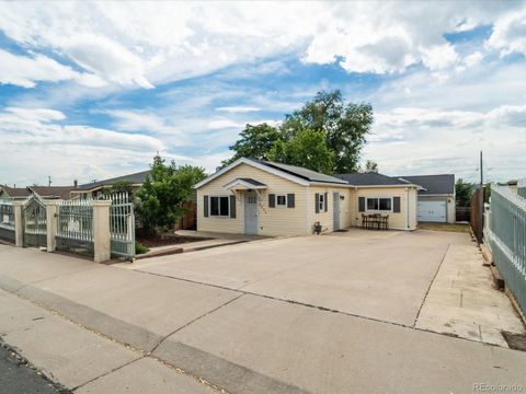 Photo of 3090 W Hawthorne Place, Denver, CO 80221 (MLS # 1883399)