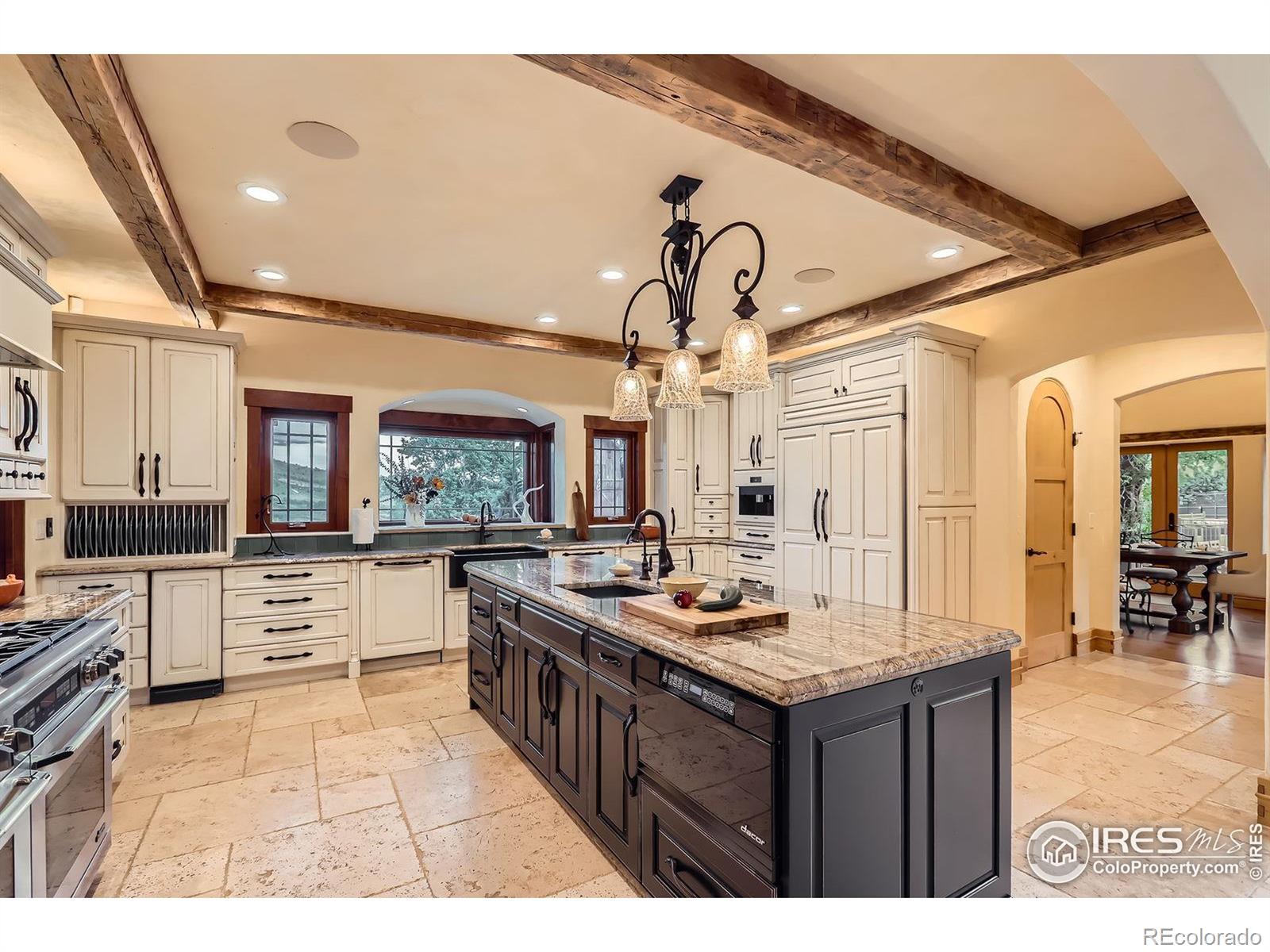 1570 County Road 37E