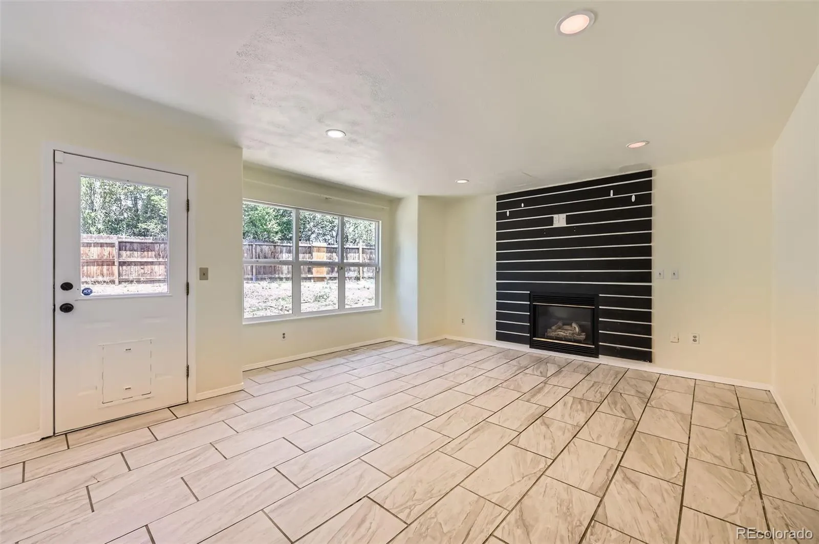 Colorado Springs, Colorado 80911, United States, 4 Bedrooms Bedrooms, ,3 BathroomsBathrooms,Residential,Active,149560