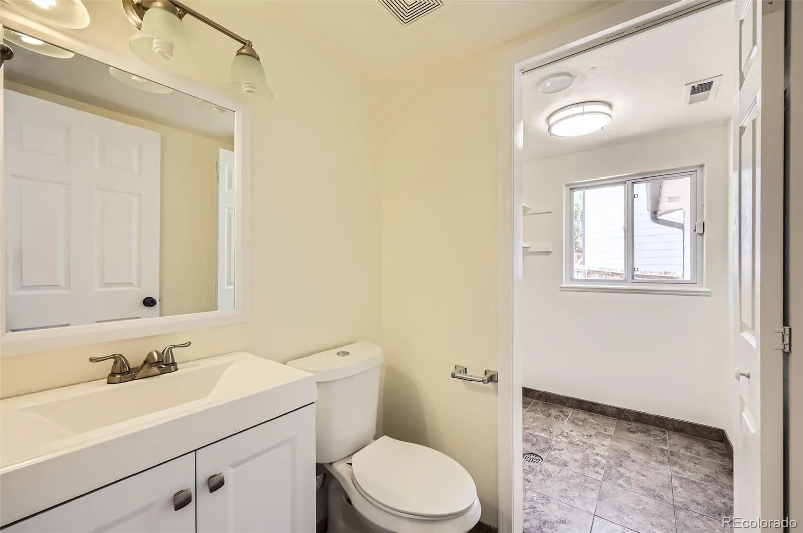 Colorado Springs, Colorado 80911, United States, 4 Bedrooms Bedrooms, ,3 BathroomsBathrooms,Residential,Active,149560