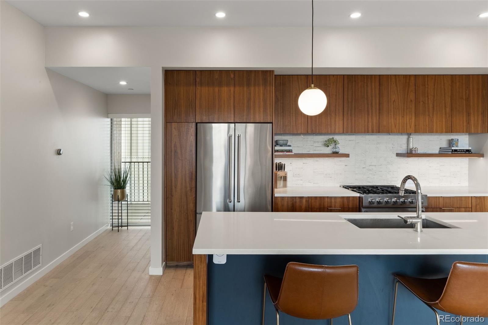 3233 Tejon Street 305