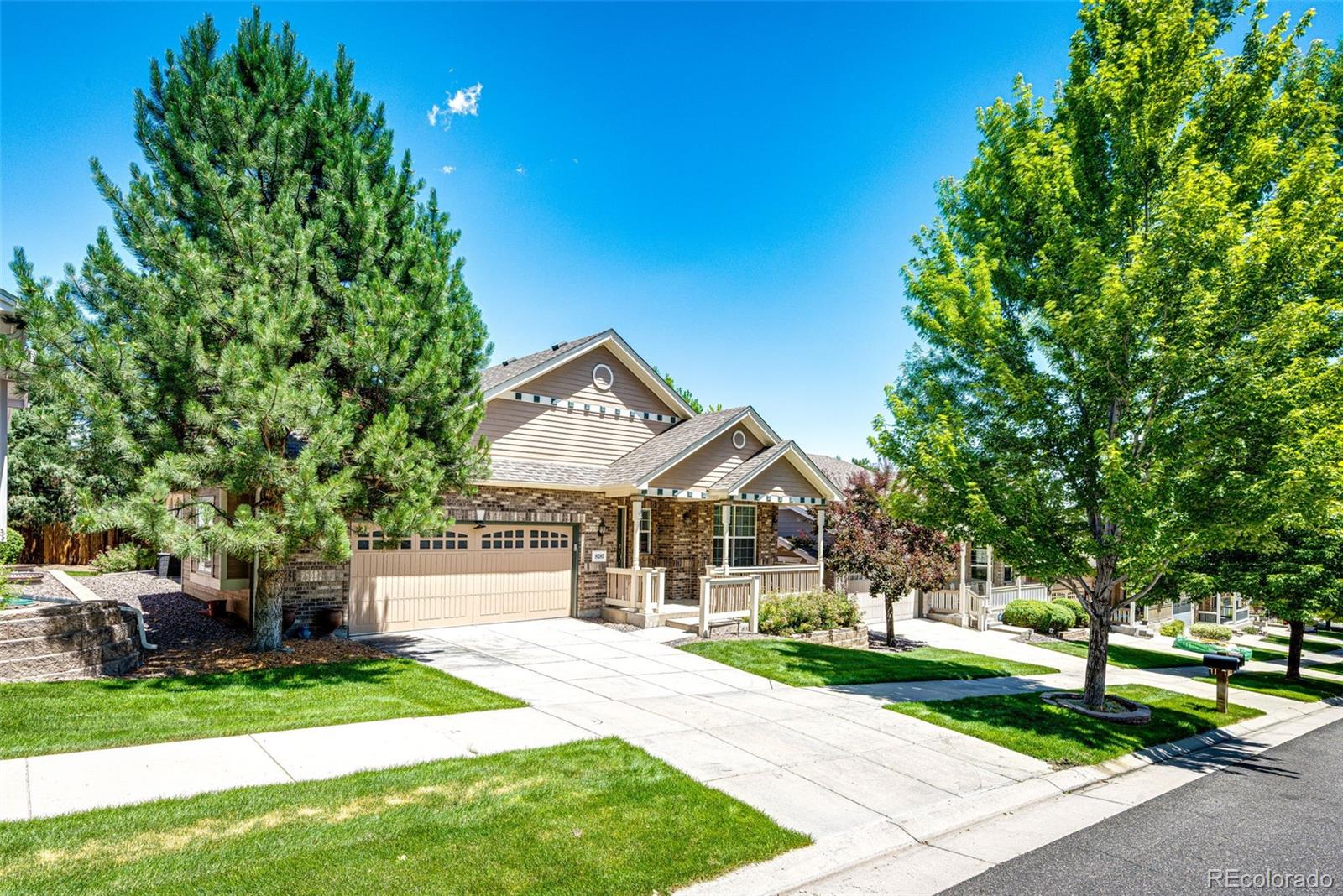 8285 W 67th Place