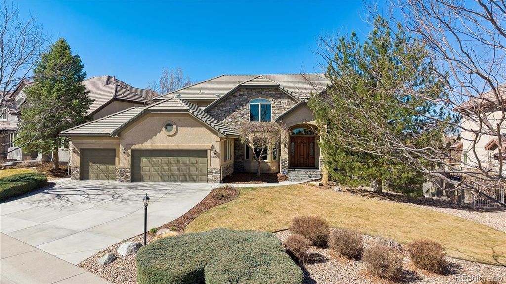 Photo of 6893 S Netherland Way, Aurora, CO 80016 (MLS # 4703163)